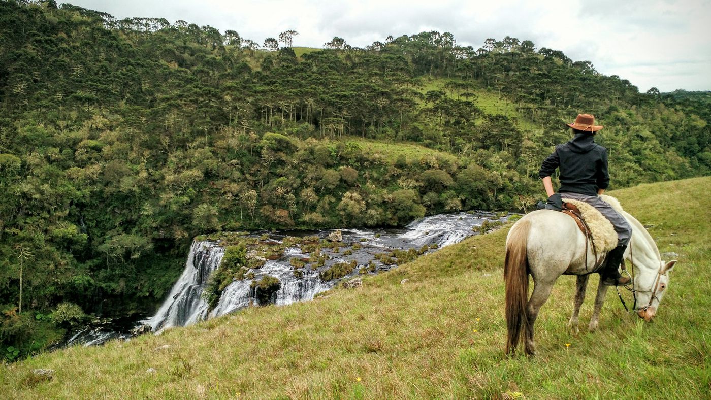 Canyons and Waterfalls Trail itinerary.