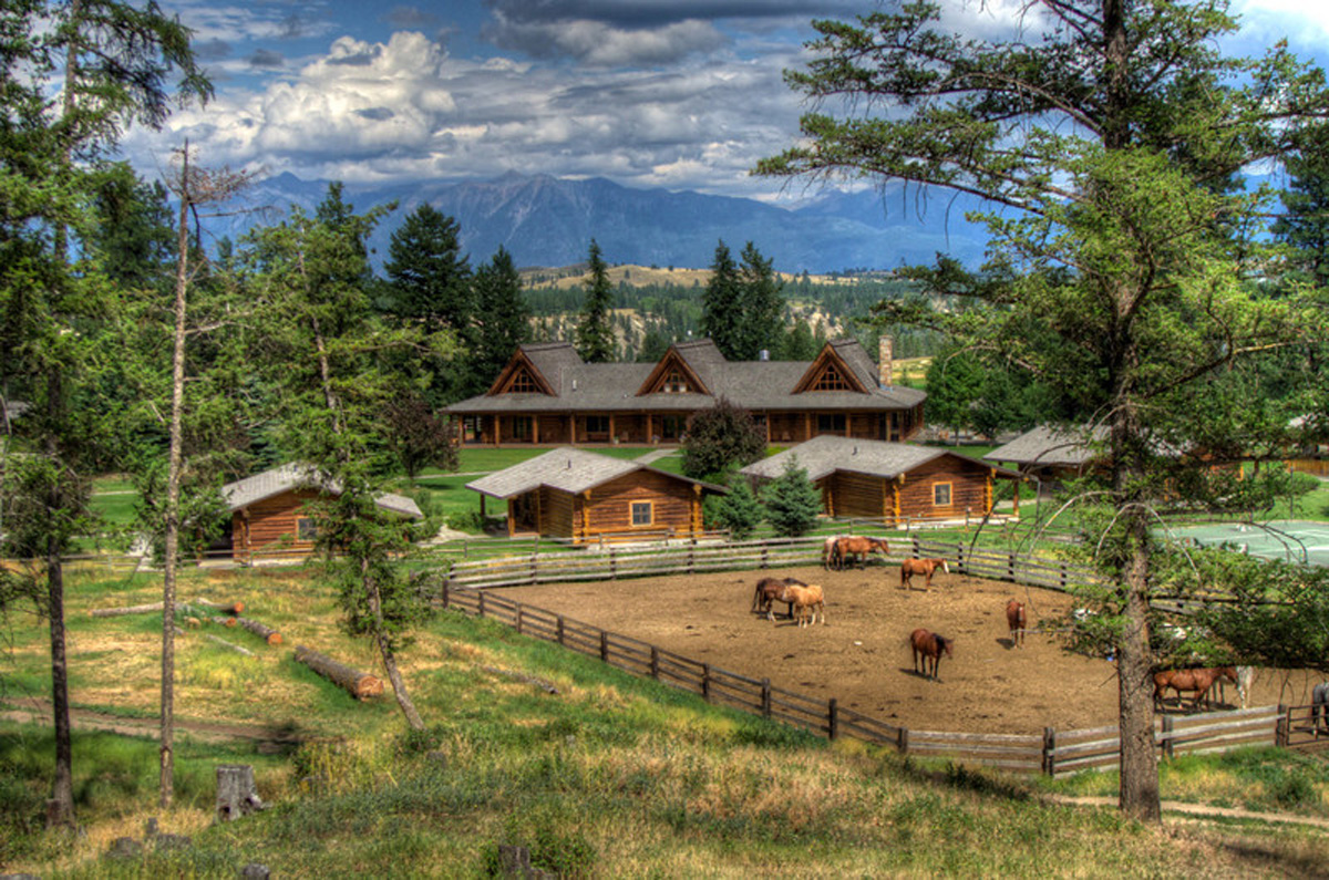 Photos of British Columbia Ranch horse ride in Canada Photos of British Columbia Ranch horse ride in Canada